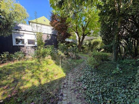 Haus-2-WE-Friedrichsthal-stb-Gartenansicht-2