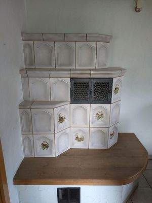 Kachelofen im Wohnzimmer