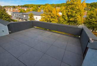 Große Dachterrasse mit Weitblick