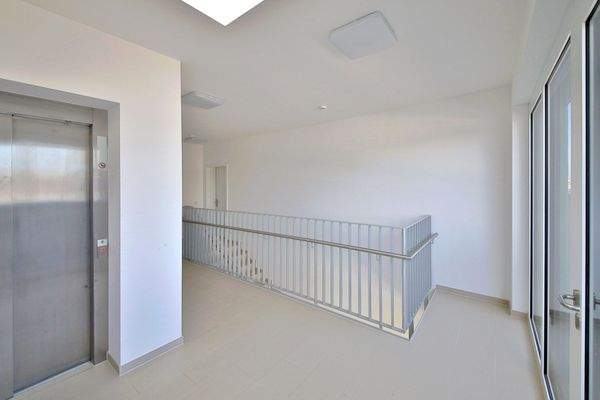 Aufzug in alle Etagen