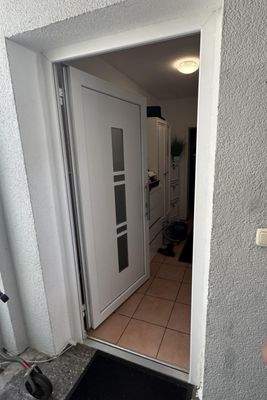 Eingang Wohnung 6