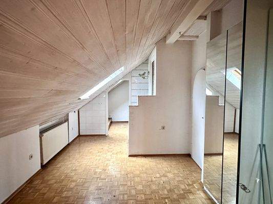Umkleide im Dachgeschoss