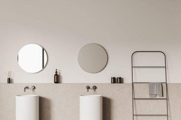 Ausschnitt Bad (Einrichtung entspricht nicht dem Ausbaustandard)