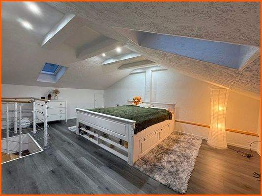 wohnlich ausgebautes Studio