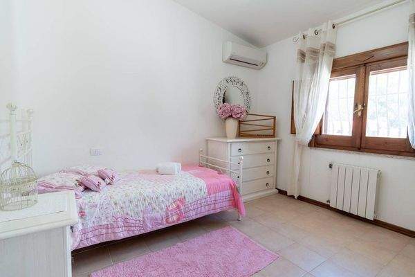 Schlafzimmer mit Einzelbett