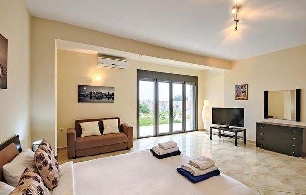 Milatos: Erstaunliche Villa mit Blick auf das Meer auf Kreta zu verkaufen