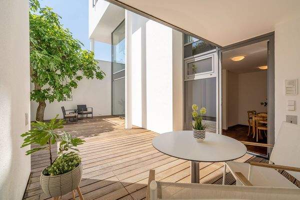 Einbauküche & Esszimmer