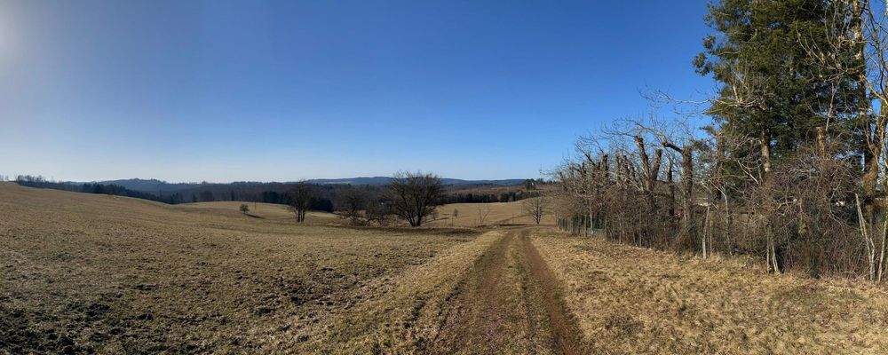 Panorama hinter dem Haus