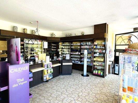 Verkaufsraum Apotheke EG VH