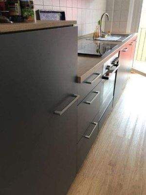 Hochwertige Einbau-Küche