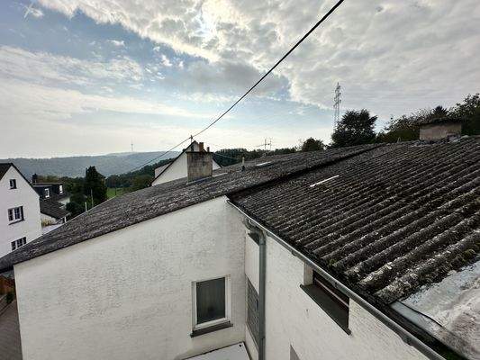 Ausstattung/ Dacheindeckung