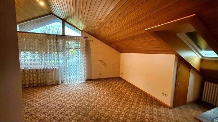 Dachgeschoss (2).jpg