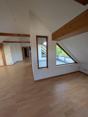 Blick auf Terasse v. Wohnzimmer.jpg