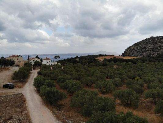Kreta, Agios Vasilis: Erstklassiges Baugrundstück zum Verkauf mit Meer- und Bergblick