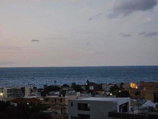 Kreta, Sisi: Gruppe benachbarter Grundstücke mit Meerblick zu verkaufen