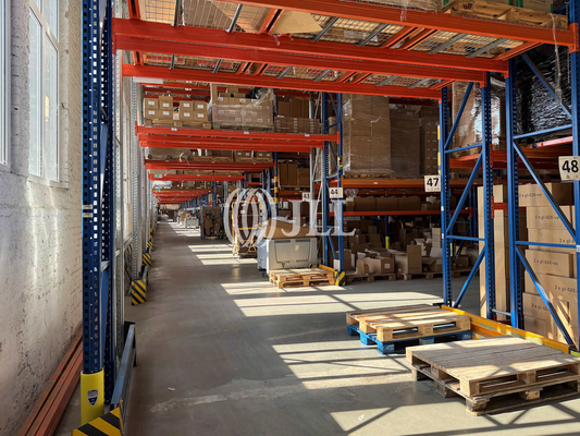 Innenansicht Halle - ET