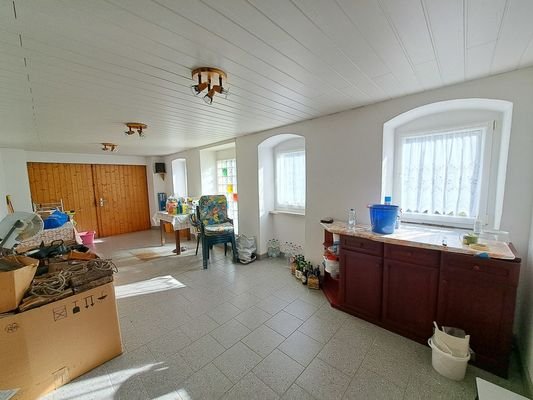 Garage im Haus / Partyraum
