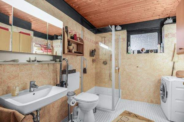 Duschbad im Erdgeschoss 