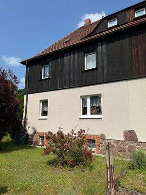 Vordere Straßenseite