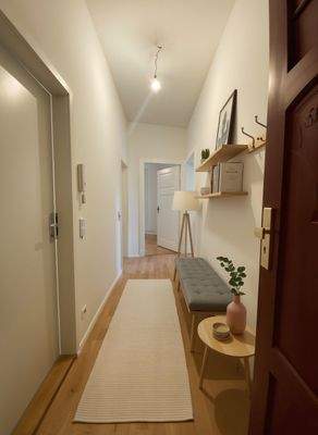 Flur - (KI generiert)