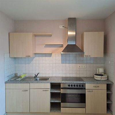 Küchenzeile - Kellerwohnung