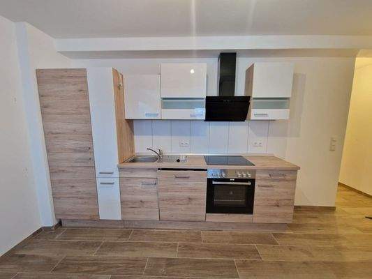 mit Einbauküche