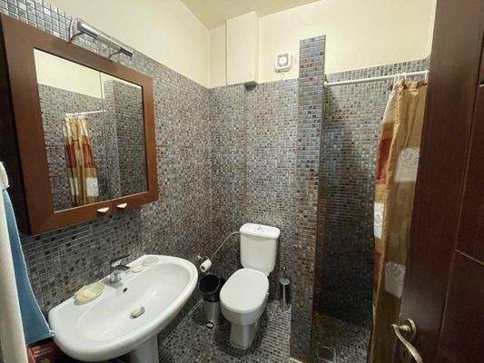 Kreta, Mixorrouma: Geräumige Villa mit separatem Gästeapartment zu verkaufen