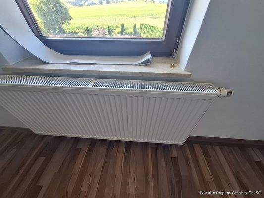 Neue Heizkörper in allen Zimmern