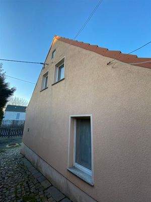 E09314A6-83C5-417B-8697-B5694027CA9F