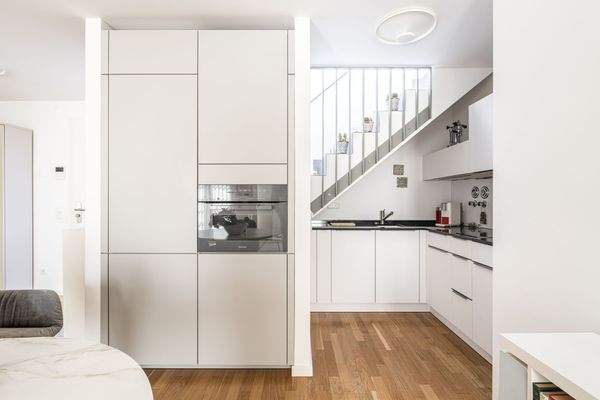 high-quality built-in kitchen and appliances