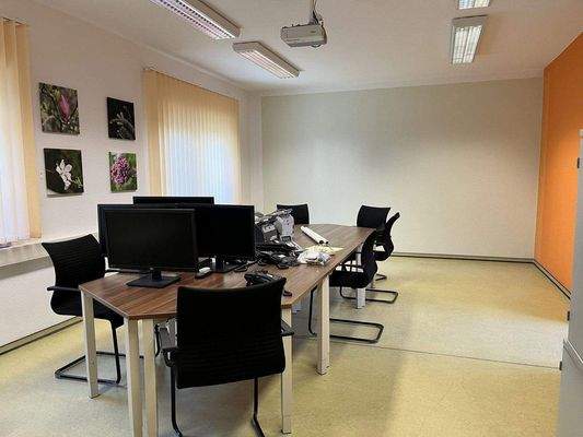 großzügige Wohnküche (nach Umbau)