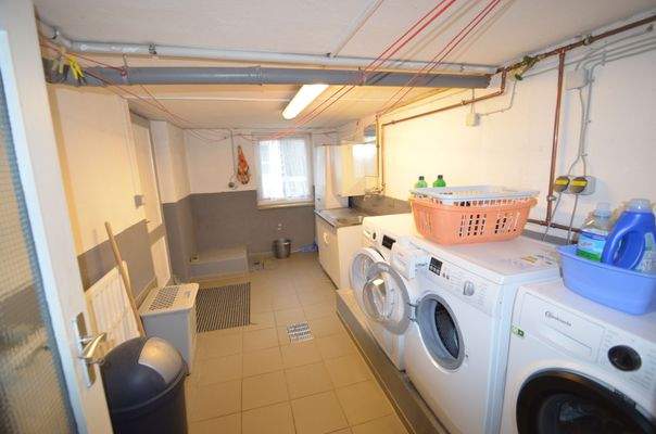 Waschraum im Keller
