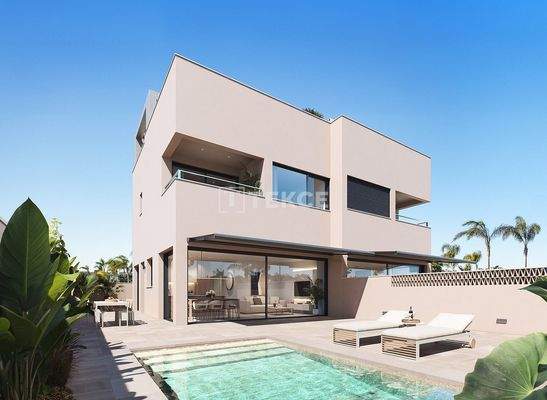 Luxury Townhouses near Las Higuericas Beach in Pilar de la Horadada