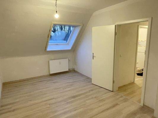 Wohnzimmer-Eßbereich