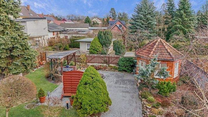 Hinterer Gartenbereich c 