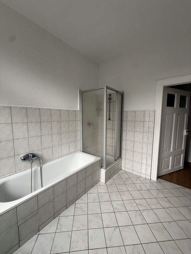 Renovierte 4 Raum Wohnung in Wilkau-Haßlau ab sofort zu vermieten - Foto 5
