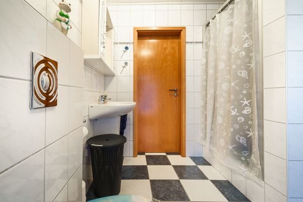 Badezimmer EG