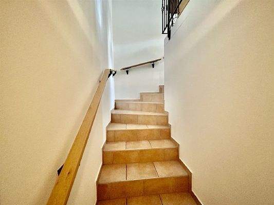 Treppe ins Kellergeschoss