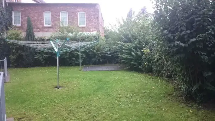 Grünfläche/Wäschespinne