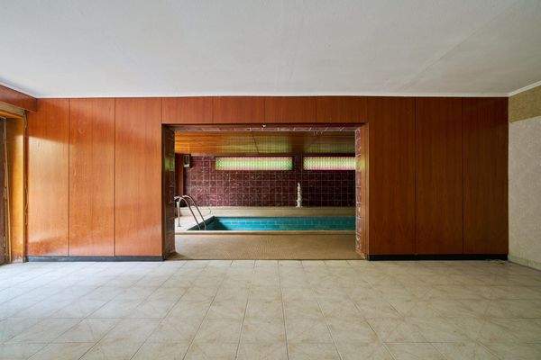 Wellnesbereich/Pool 2