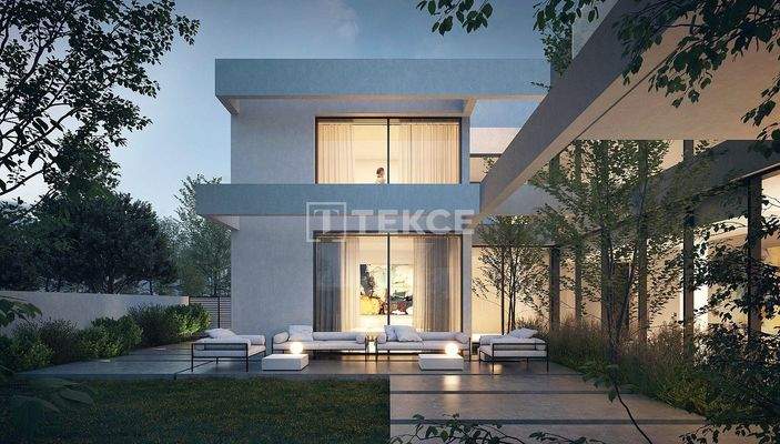 Luxury Villas in a Project Surrounded by Greenery in Sharjah