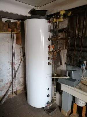 Warmwassertank