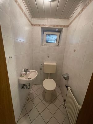 09_WC Wohnung Untergeschoss.JPG