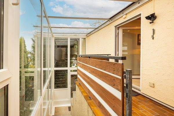 Zugang von der Küche zum Keller