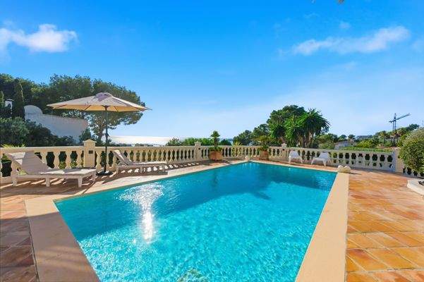 Pool in villa in Costa d'en Blanes 3