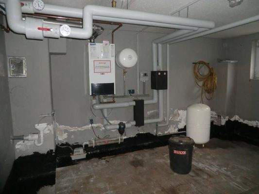 FW-41-Heizungsanlage im Keller
