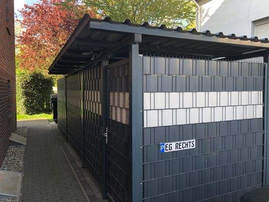 Fahrradhaus/ Mülltonnen