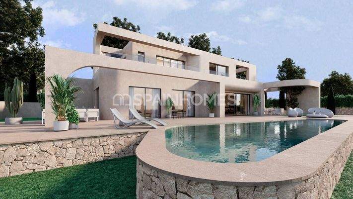 4-Bed Villa with Pool and Modern Amenities in Jávea
