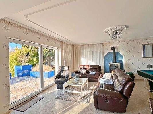 Wohnzimmer mit Terrassenzugang