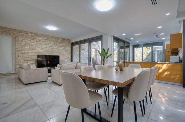 661408-detached-villa-for-rent-in-kato-paphos_orig